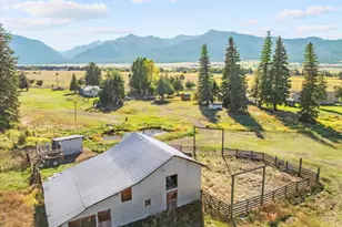 65237 Green Valley Rd, Enterprise, OR 97828 - Photo 18
