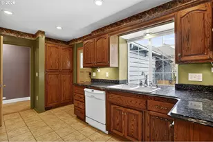 1210 SE 57th Ave, Portland, OR 97215 - Photo 16