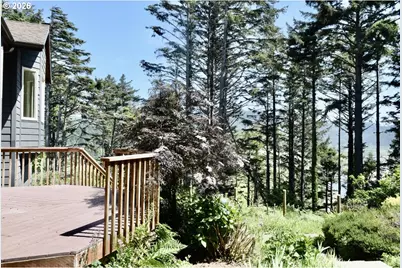 94404 Linda Ln, Gold Beach, OR 97444 - Photo 20