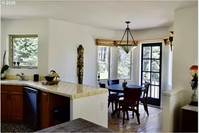 94404 Linda Ln, Gold Beach, OR 97444 - Photo 6