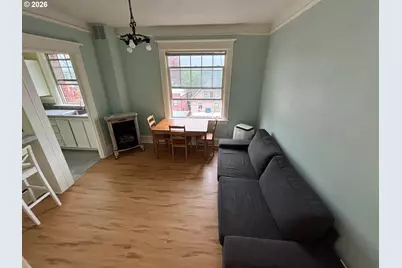 2109 NW Irving St #405, Portland, OR 97210 - Photo 2