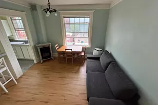 2109 NW Irving St, Portland, OR 97210 - Photo 2