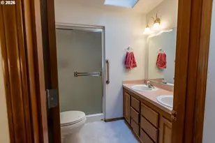 3247 SE 20th Ave, Albany, OR 97322 - Photo 28