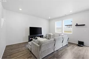 2611 26th Loop, Springfield, OR 97477 - Photo 12