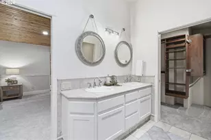 9800 SW Morrison St, Portland, OR 97225 - Photo 32