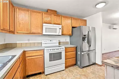 4854 A St, Springfield, OR 97478 - Photo 16