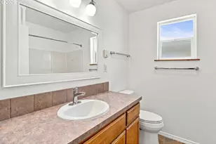 4854 A St, Springfield, OR 97478 - Photo 28