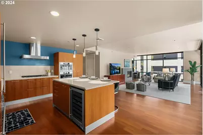 311 NW 12th Ave #402, Portland, OR 97209 - Photo 16