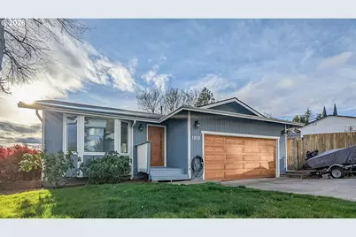 1818 NE Todd St, Roseburg, OR 97470 - Photo 1