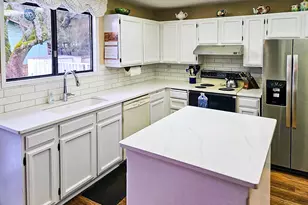 1818 NE Todd St, Roseburg, OR 97470 - Photo 8