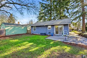 11757 SE Ankeny St, Portland, OR 97216 - Photo 24