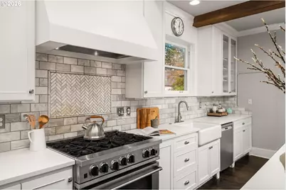 2216 NE 21st Ave, Portland, OR 97212 - Photo 14