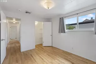 2735 W Sherwood Ave, Roseburg, OR 97471 - Photo 32