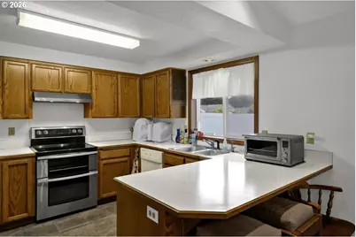 1960 40th St, Florence, OR 97439 - Photo 22