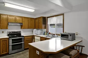 1960 40th St, Florence, OR 97439 - Photo 22