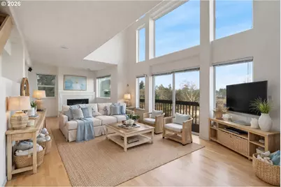 620 S Falcon St, Rockaway Beach, OR 97136 - Photo 16