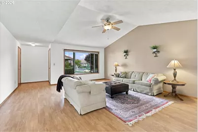 1617 N Johnson Dr, Newberg, OR 97132 - Photo 2