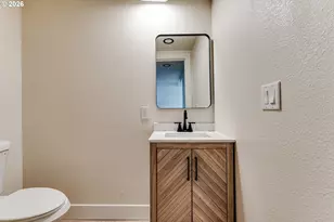 439 T St, Springfield, OR 97477 - Photo 10