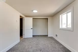 439 T St, Springfield, OR 97477 - Photo 16