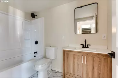 439 T St, Springfield, OR 97477 - Photo 12
