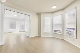 1925 SE Alder St, Portland, OR 97214 - Photo 2