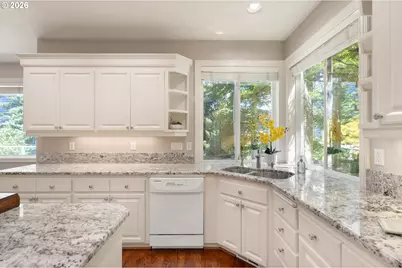 3658 NW Loriann Dr, Portland, OR 97229 - Photo 18