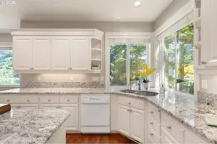 3658 NW Loriann Dr, Portland, OR 97229 - Photo 18