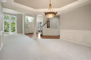 3658 NW Loriann Dr, Portland, OR 97229 - Photo 10
