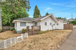 825 Yale Ave, Gladstone, OR 97027 - Photo 4