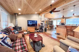 345 W 2nd St, Long Creek, OR 97856 - Photo 2