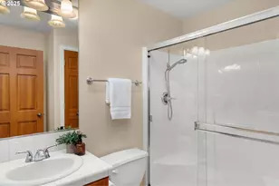 4873 NW Promenade Terrace, Portland, OR 97229 - Photo 22