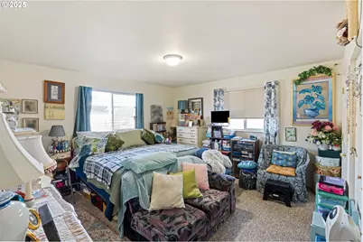 837 Blanco Ave, Coos Bay, OR 97420 - Photo 26