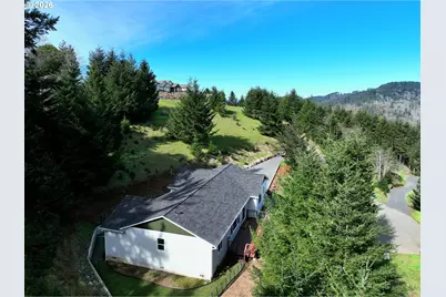 98205 Sunforest Ct, Brookings, OR 97415 - Photo 4