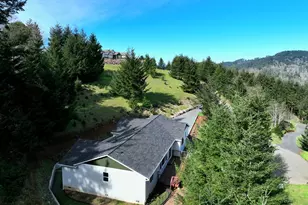 98205 Sunforest Ct, Brookings, OR 97415 - Photo 4