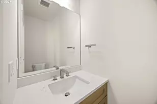 5864 N Missouri Ave, Portland, OR 97217 - Photo 10