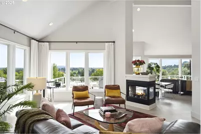 7568 S Laview Dr, Portland, OR 97219 - Photo 8