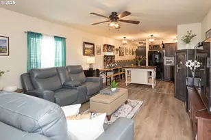 17234 SW Eldorado Dr, Portland, OR 97224 - Photo 8