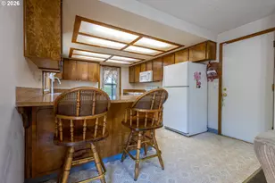 17036 SE Salmon St, Portland, OR 97233 - Photo 26