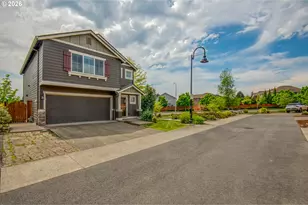 15812 SE Starling Ct, Clackamas, OR 97015 - Photo 2