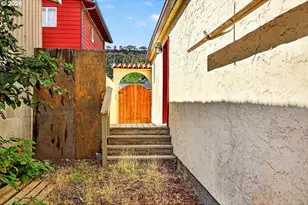 2017 W 9th Pl, The Dalles, OR 97058 - Photo 36