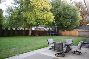 332 S Tarrybrooke Dr, Cornelius, OR 97113 - Photo 10