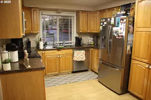 332 S Tarrybrooke Dr, Cornelius, OR 97113 - Photo 28