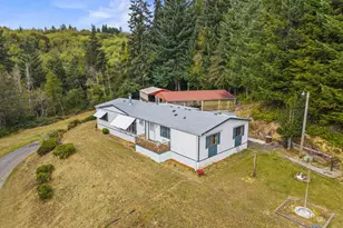 16905 SW Orchard St, Clatskanie, OR 97016 - Photo 8