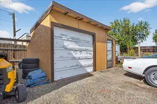 2323 Failing Ave, Baker City, OR 97814 - Photo 30