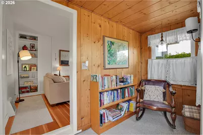 2146 N Holly St, Canby, OR 97013 - Photo 4