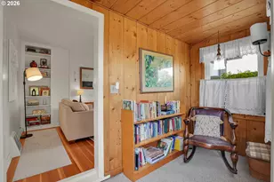 2146 N Holly St, Canby, OR 97013 - Photo 4