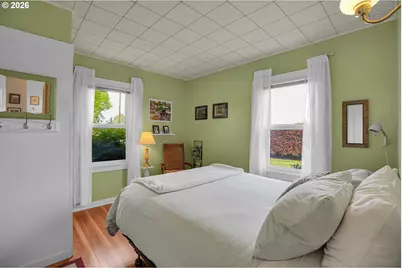 2146 N Holly St, Canby, OR 97013 - Photo 12
