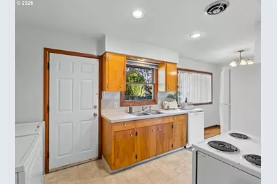 4141 SE 80th Ave, Portland, OR 97206 - Photo 14