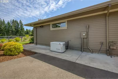 41055 SE Kitzmiller Rd, Eagle Creek, OR 97022 - Photo 32