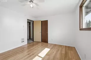 1215 NE 195th Ave, Portland, OR 97230 - Photo 20